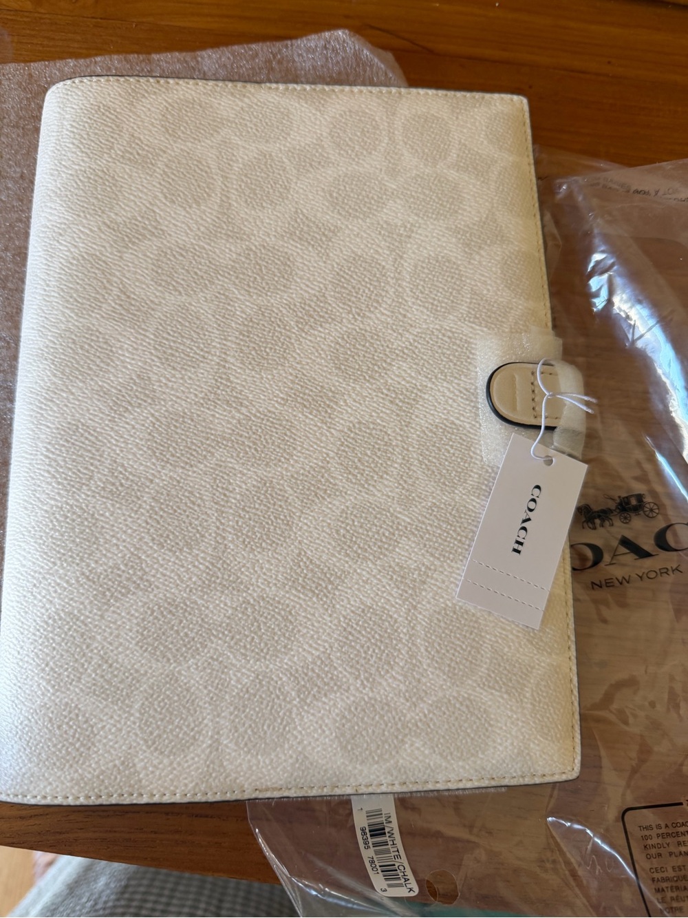 NWT Coach Signature Canvas Notebook 📔 🤍 - Picture 3 of 5